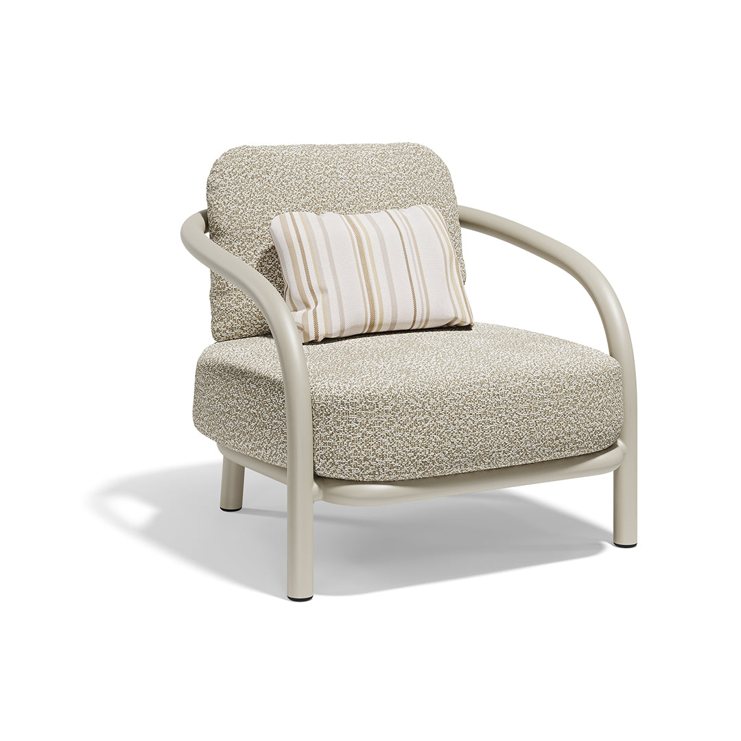 GUM LOUNGE CHAIR image 1