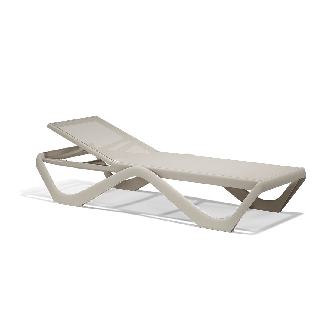 LOVE SUN LOUNGER image 2
