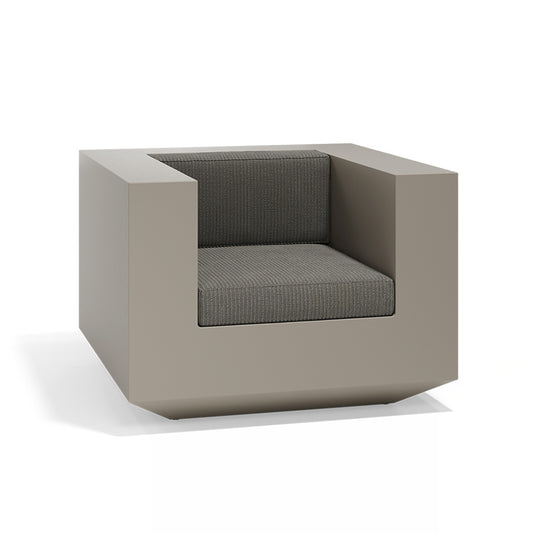 VELA LOUNGE CHAIR image 1