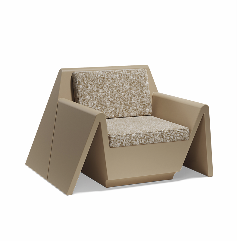 REST LOUNGE CHAIR image 1