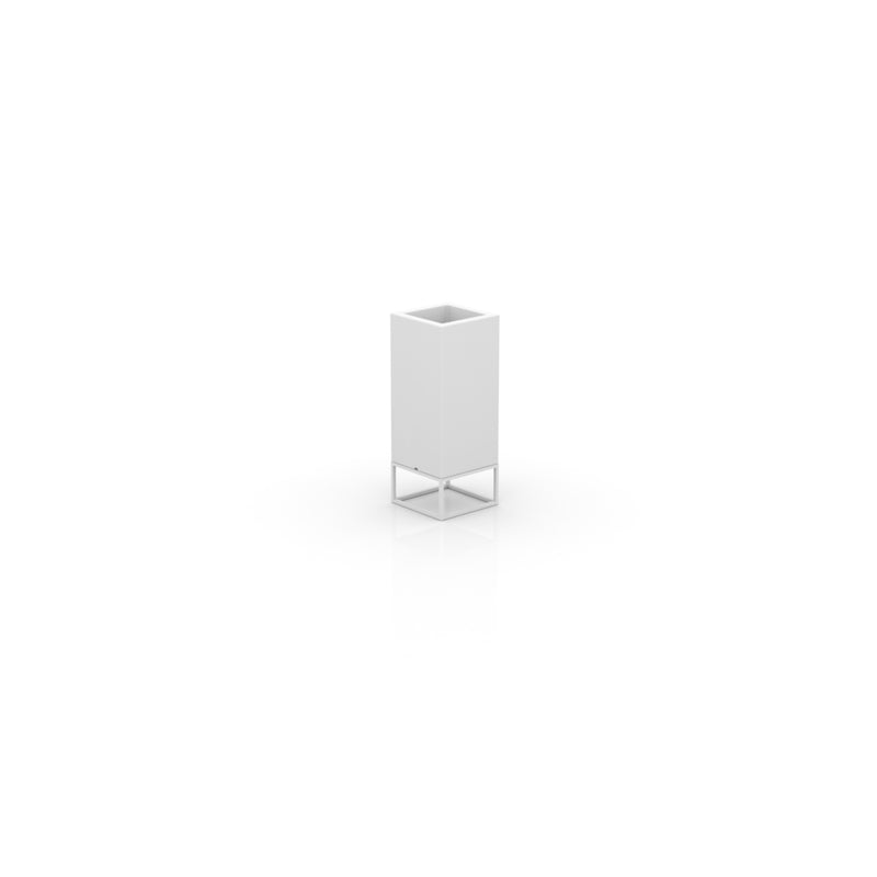 VELA HIGH NANO CUBE PLANTER 18x18x46 - Vondom
