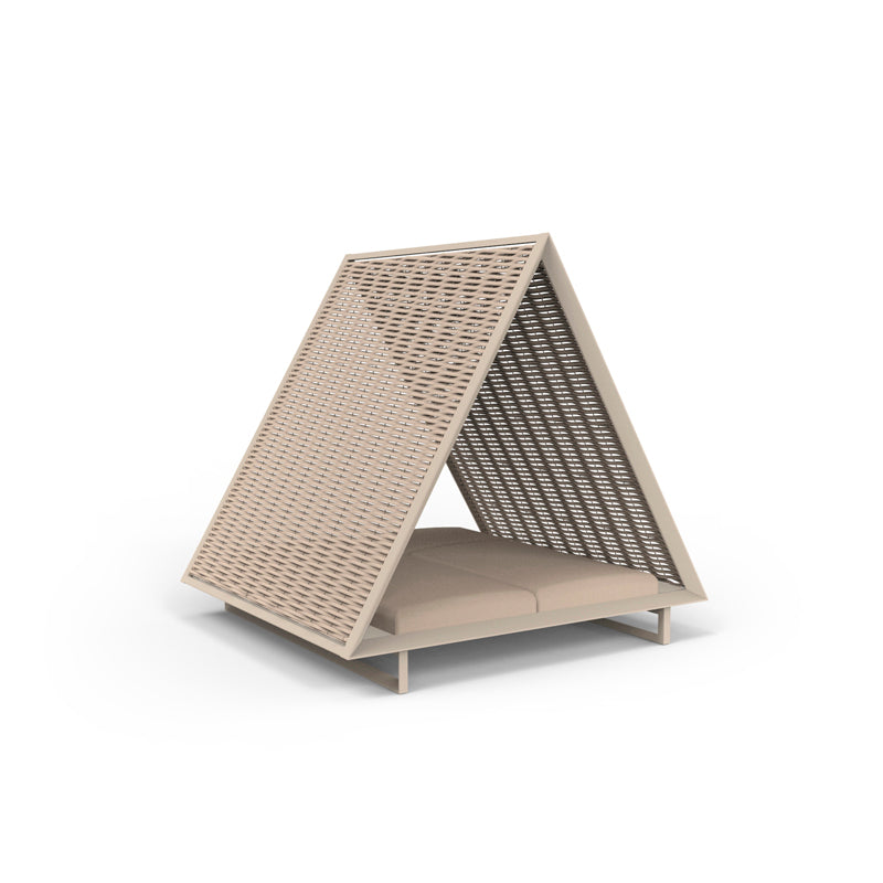 VINEYARD DAYBED. Woven Rope Roof image 1
