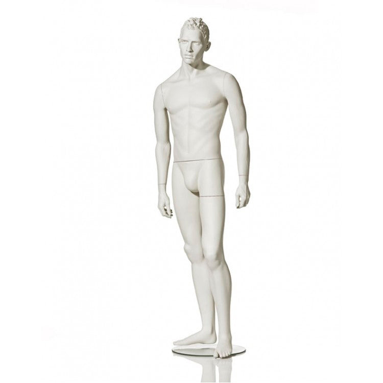 Male mannequin Noah with left leg bent – retail display mannequin by Hindsgaul