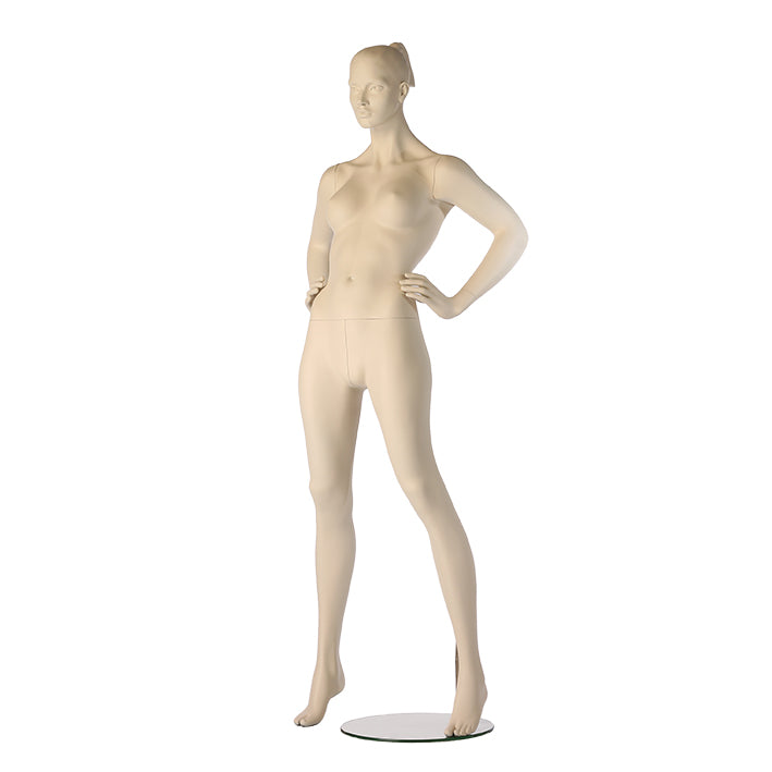 Stylised female mannequin from HINDSGAUL® hands on hips.