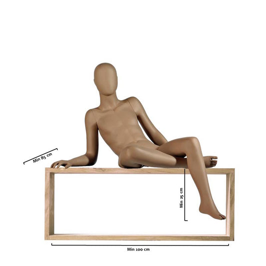 Child mannequin sitting. FRESH KIDS. Hindsgaul