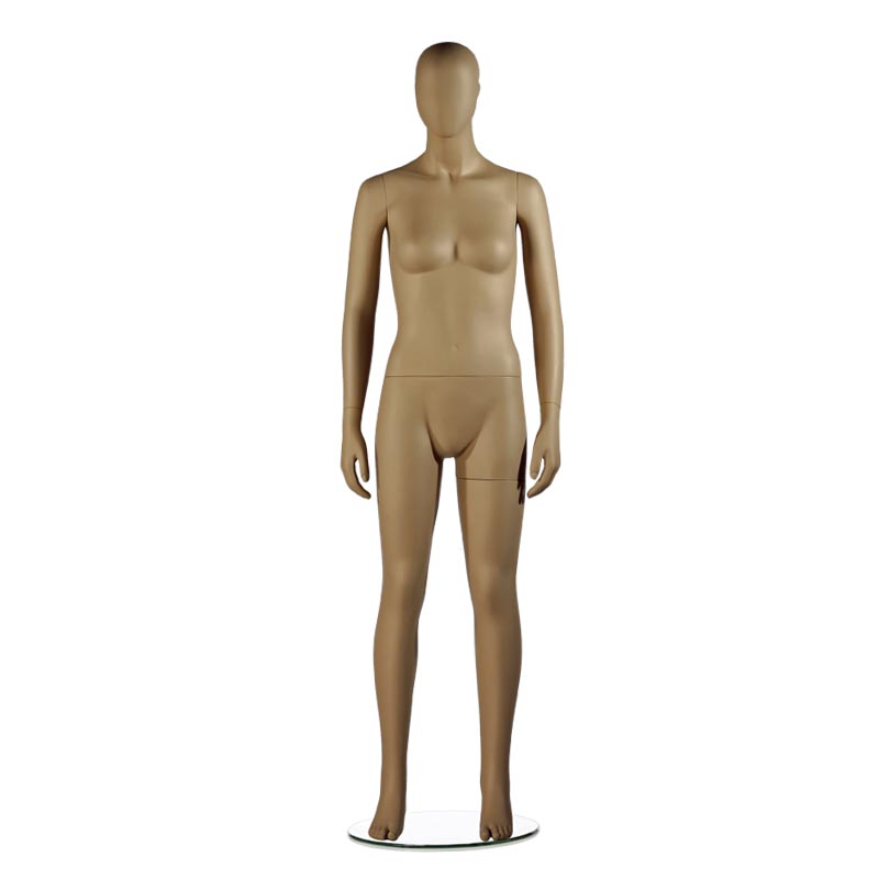 Tween girl mannequin from Hindsgaul®‘s FRESH KIDS series.
