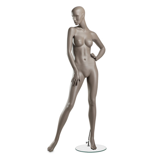 Female mannequin from Hindsgaul® arm on hip. COY is a semi-faceless, female mannequin series with 9 poses reflecting a confident and feminine attitude.