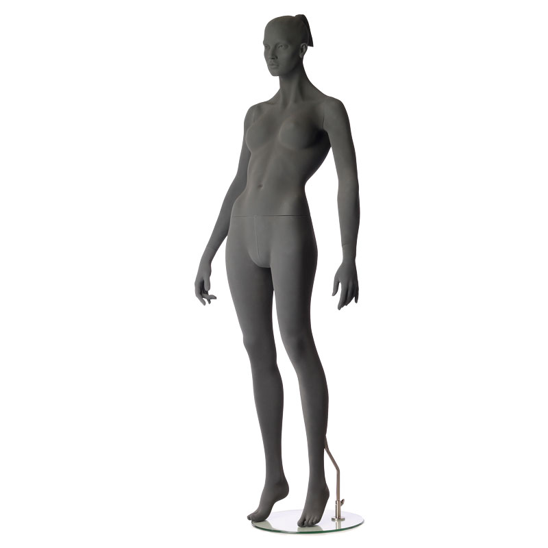 Stylised female mannequin from Hindsgaul® with a fashion-right pose.