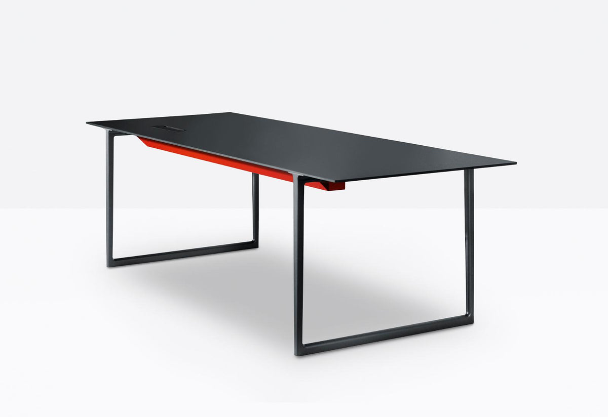 toa desk image 1